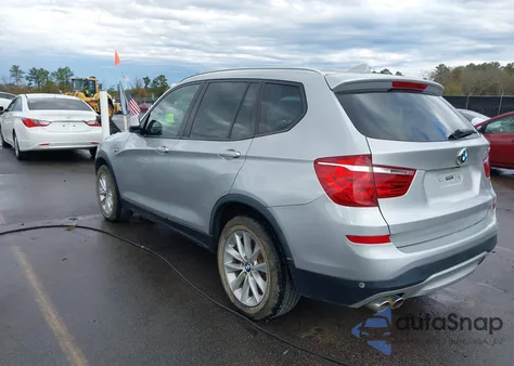 2017 BMW X3 xDrive28I z USA, uszkodzony, nr VIN 5UXWX9C56H0T15932